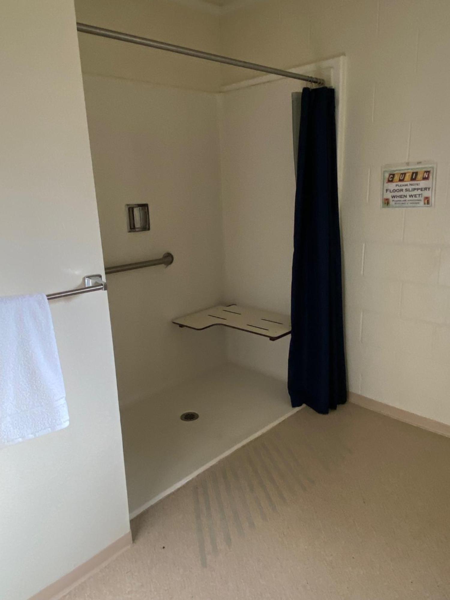 Forest Lodge Motel ハッピー・キャンプ エクステリア 写真