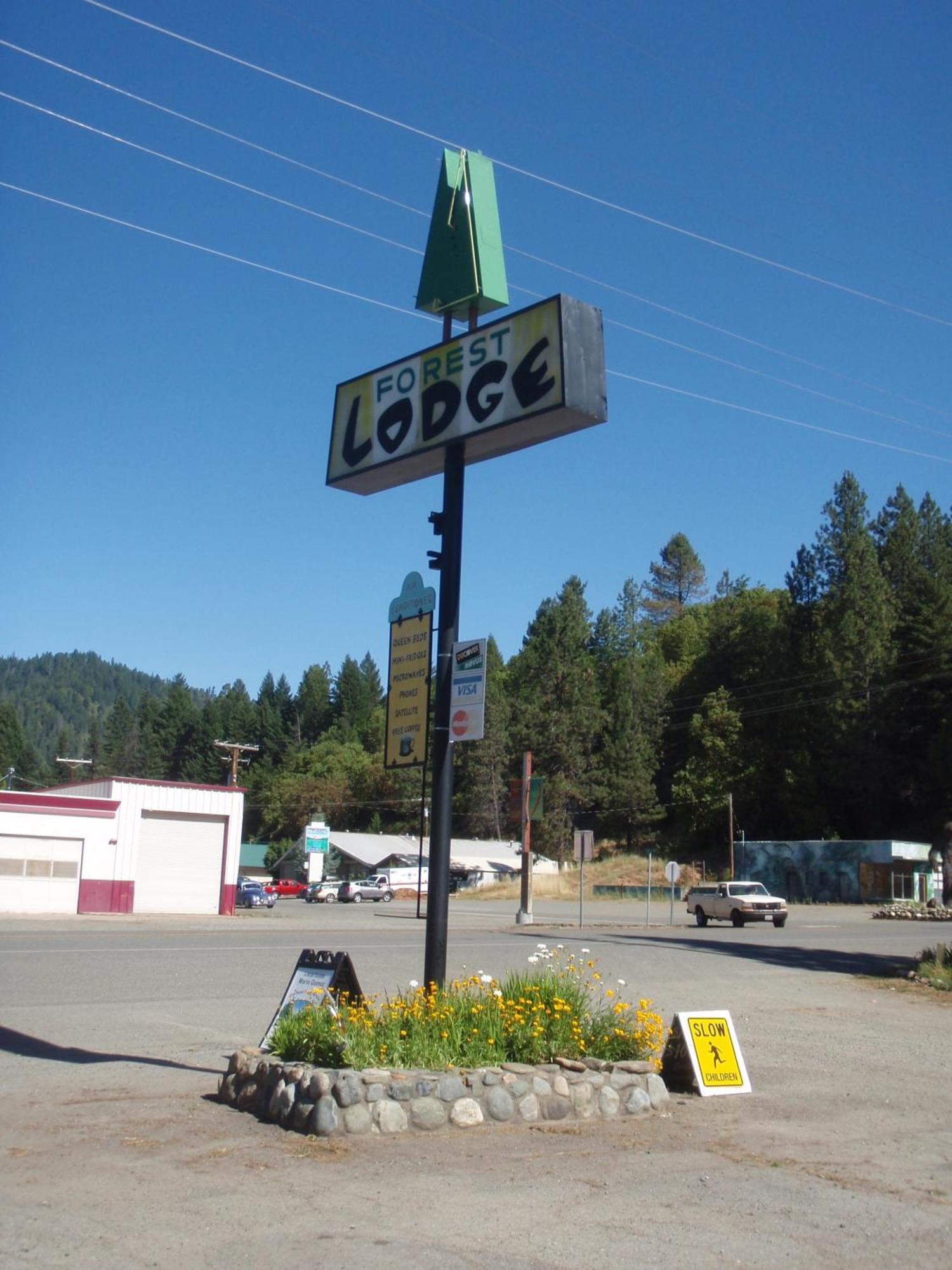 Forest Lodge Motel ハッピー・キャンプ エクステリア 写真